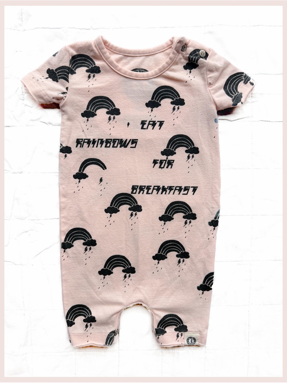 Mini Shatsu Punk Eat Rainbows For Breakfast Romper NB Girl Boy Newborn 0 3 Mo